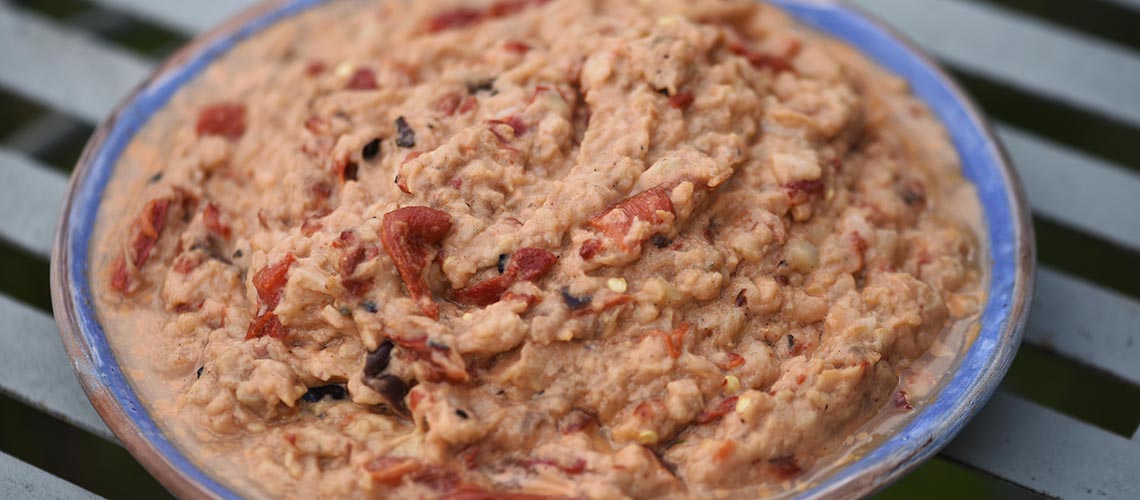 Rusztikus tányérban Baba Ganoush